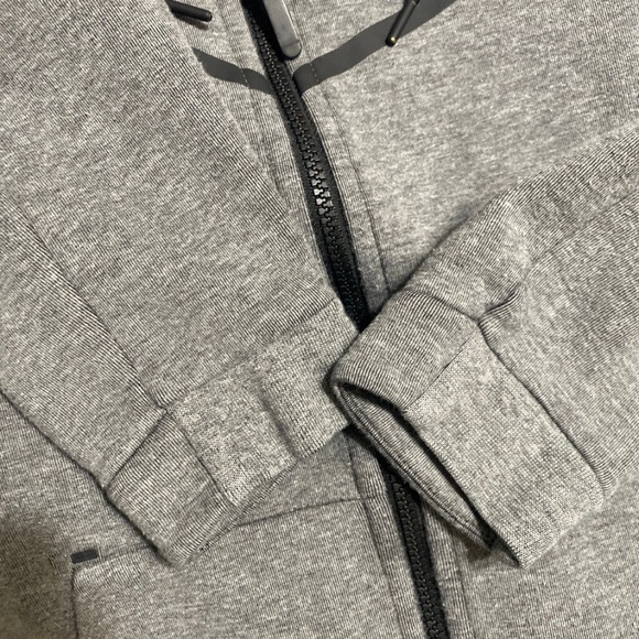 Nike Tech Jacket Men’s Small - Picture 6 of 9